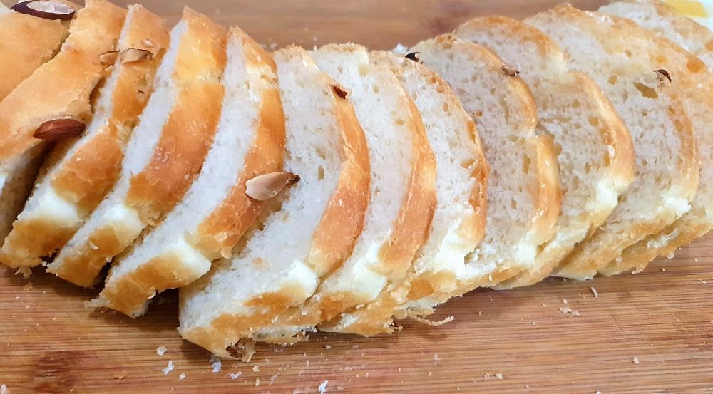 sliced loaf