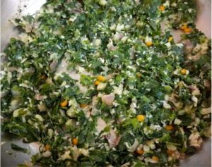 Murungai keerai poriyal prep step 5